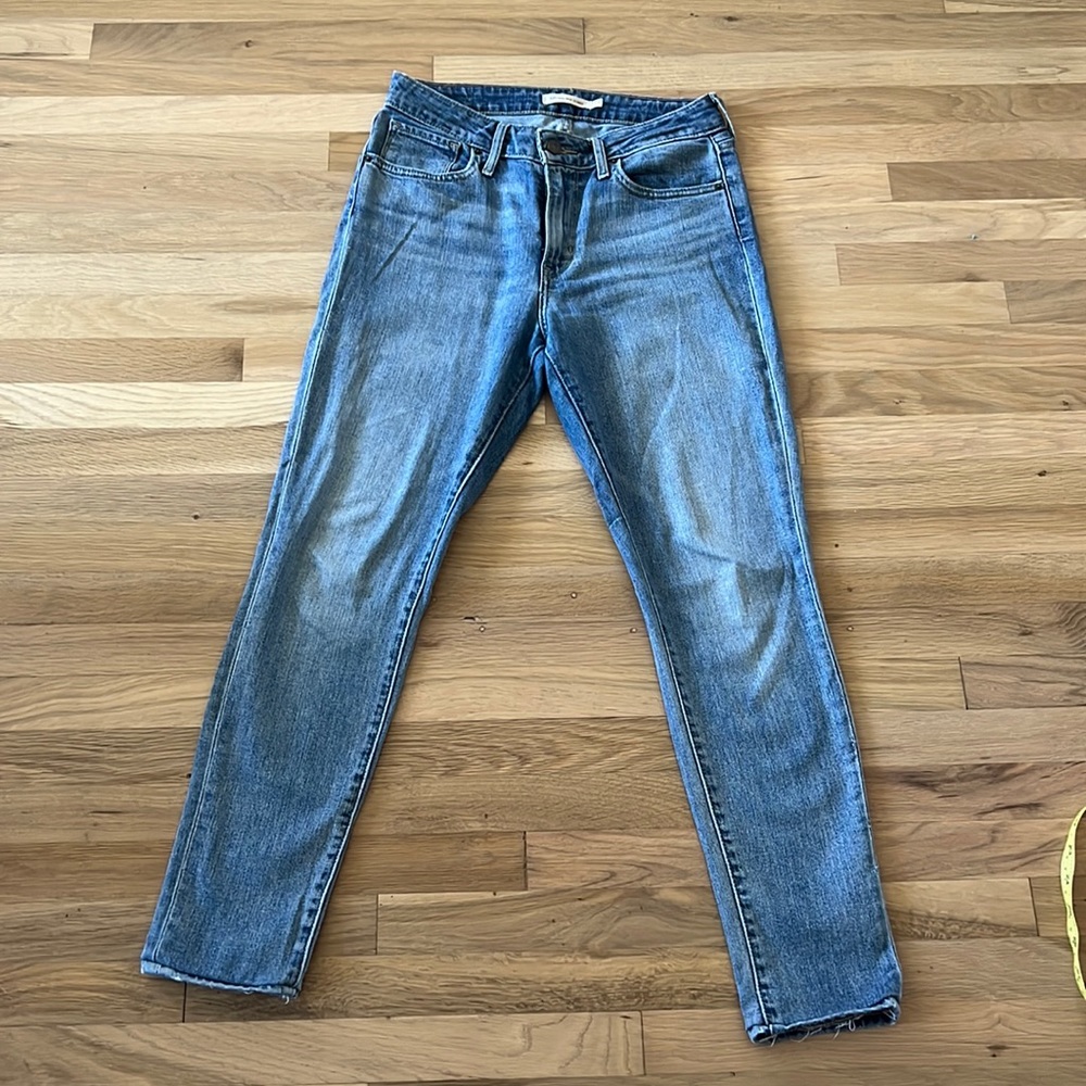 Levi’s 721 high rise skinny. 27x30. Jeans altered at bottom.